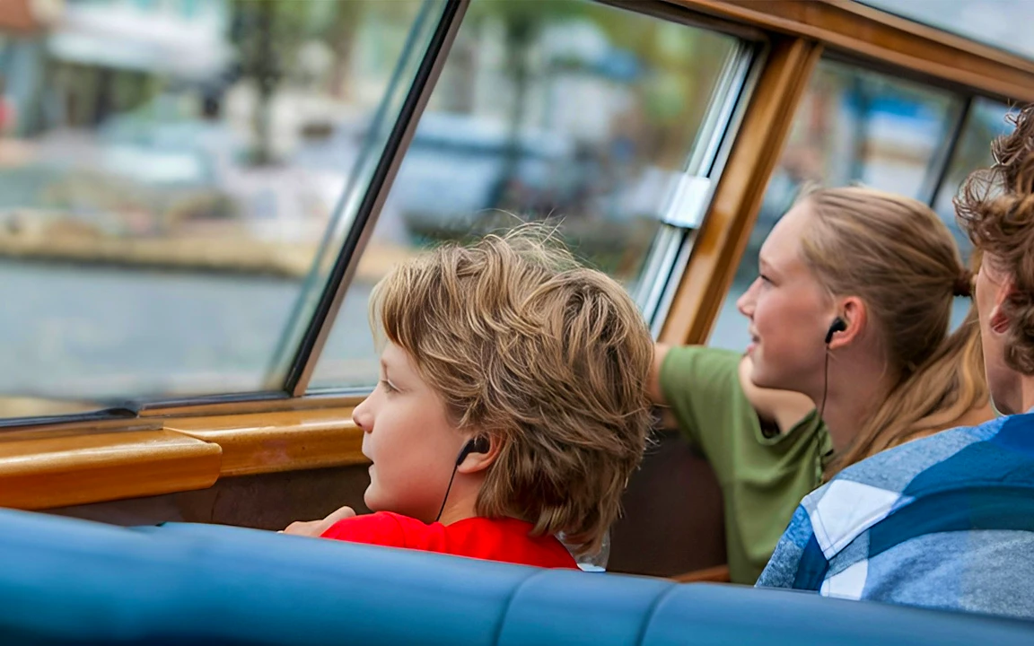 Amsterdam City Canal Cruise + Audioguide Location